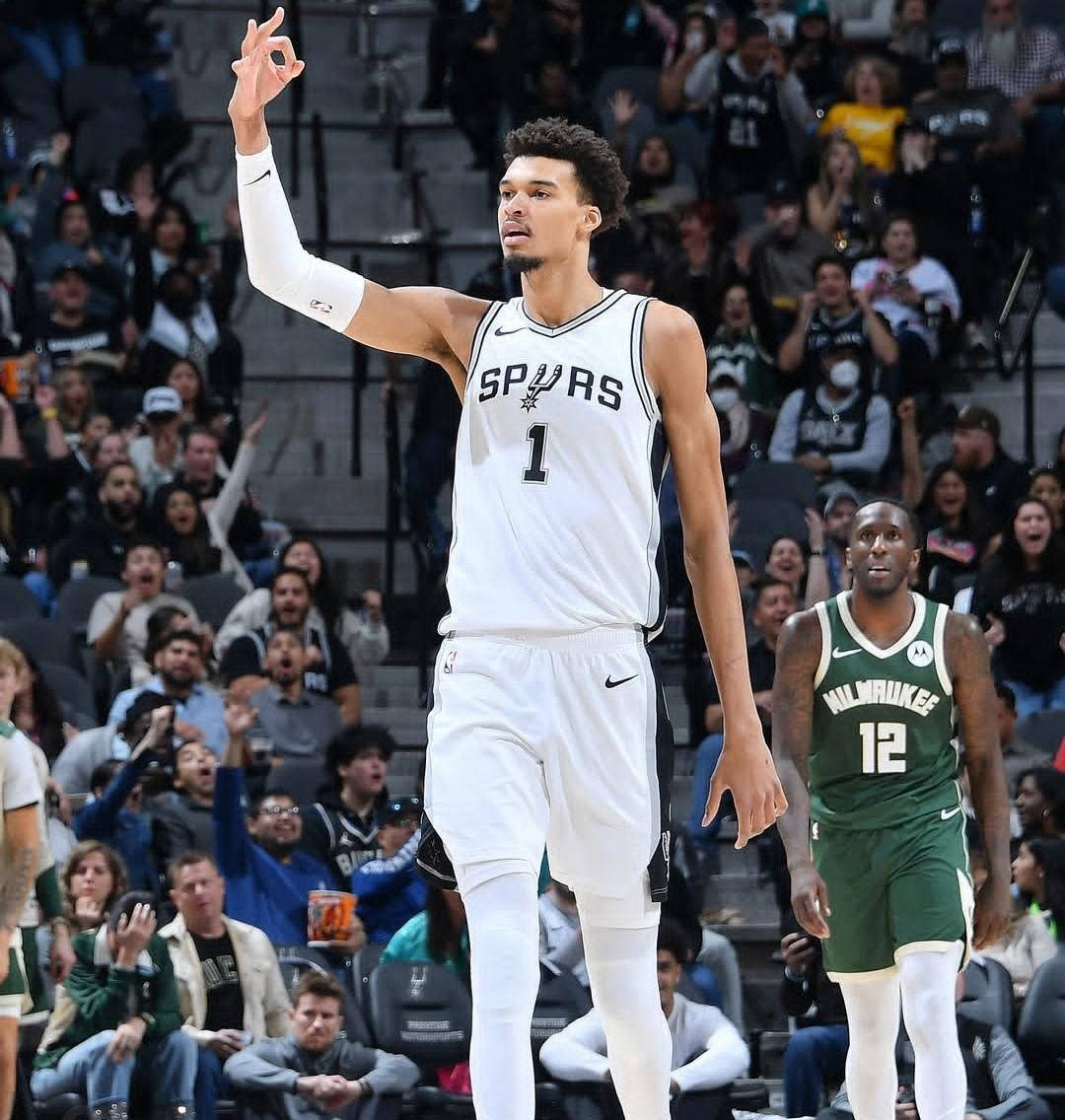 马刺交易获得劳里-马尔卡宁，超级双塔携手西部对抗！