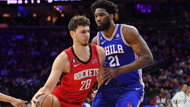 恩比德前队友:阿尔佩伦·申京现在是更好的中锋