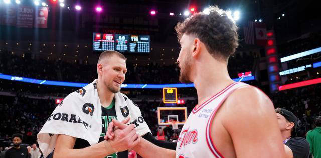 火箭新秀阿尔佩伦·申京实力超群,表现逐渐出色