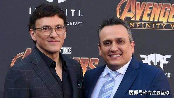 詹姆斯疑似遭遇湖人队内禁赛！经纪人爆出猛料，已遭NBA官方调查