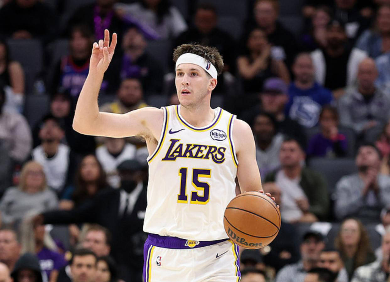 NBA新秀里夫斯惊艳表现，或签下顶薪合同