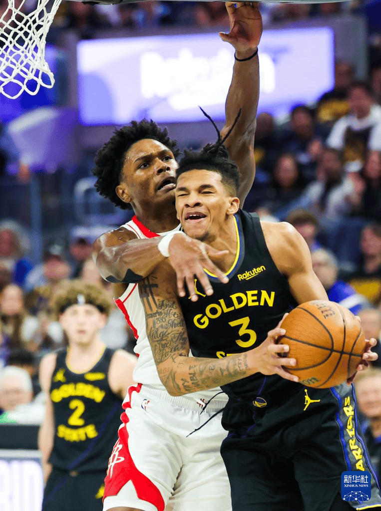 NBA常规赛：火箭胜勇士